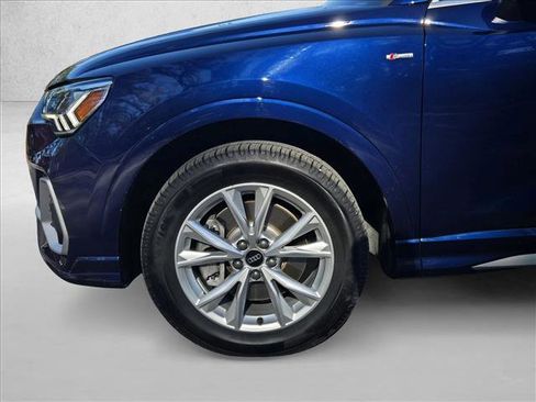 Used 2023 Audi Q3 2.0T Premium image 10