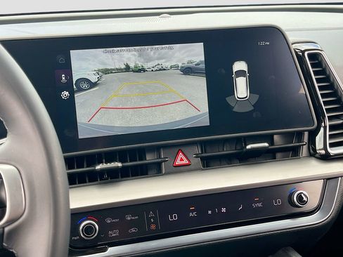 Used 2024 Kia Sportage EX image 14