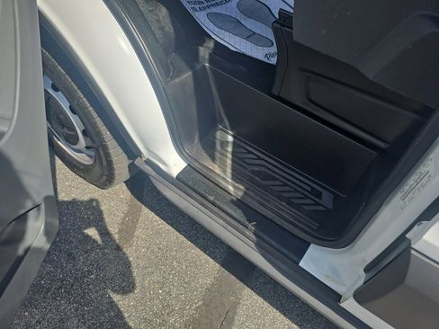 Used 2016 Ford Transit 250 Base image 15