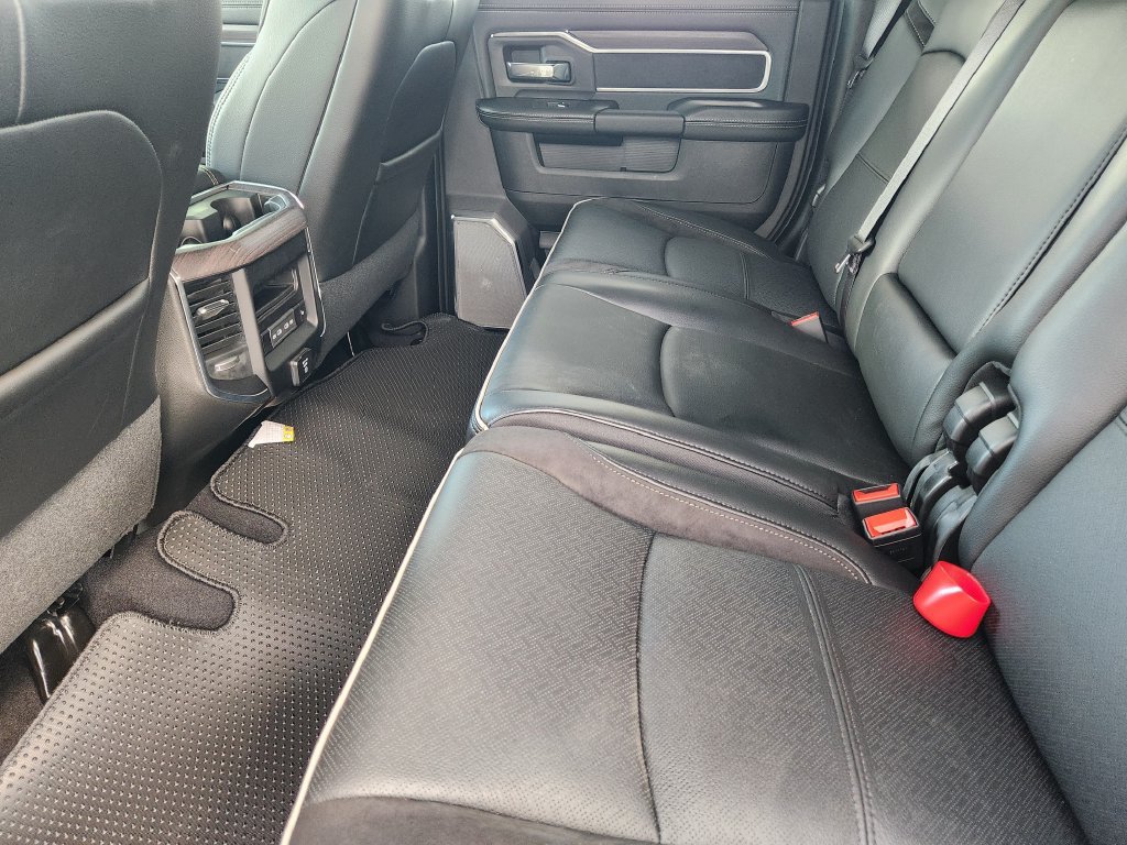 New 2027 RAM 3500 Laramie AWD/4WD image 19