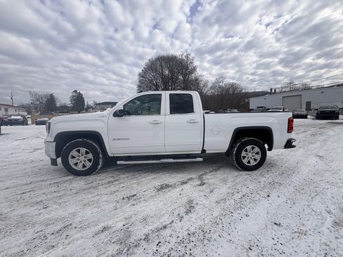 Used 2018 GMC Sierra 1500 SLE w/ SLE Value Package image 4