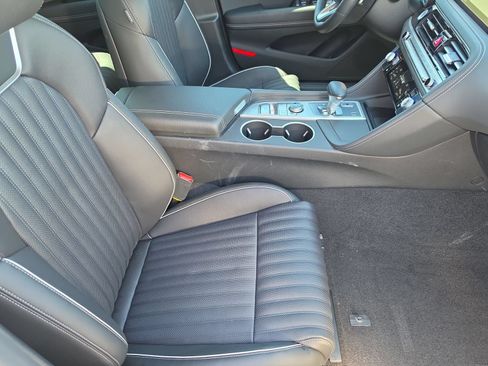 Certified 2026 Genesis G70 2.5T Prestige RWD image 18