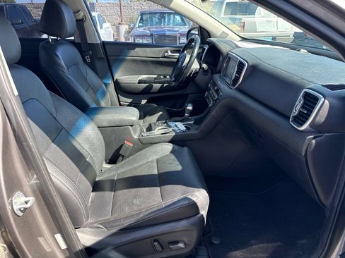 Used 2018 Kia Sportage SX FWD image 13