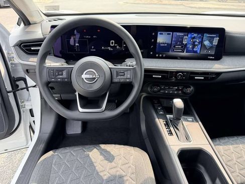 New 2026 Nissan Kicks SV w/ Cold Weather Package FWD image 17