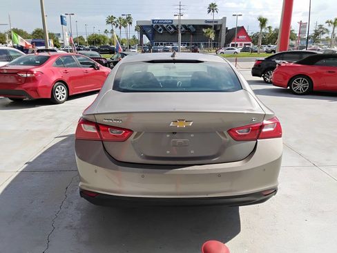 Used 2023 Chevrolet Malibu LT w/ Driver Confidence Package FWD image 7