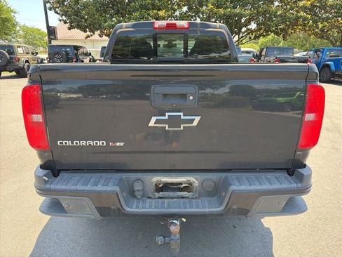Used 2020 Chevrolet Colorado Z71 AWD/4WD image 4