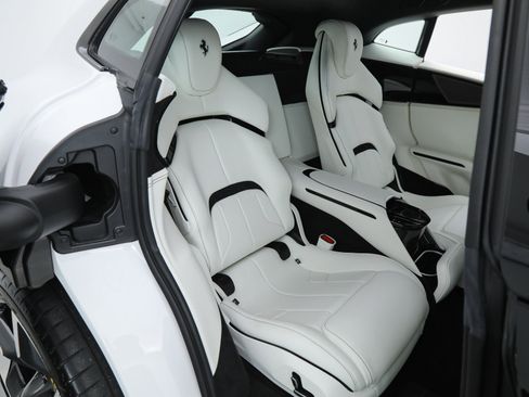 Certified 2024 Ferrari Purosangue image 45