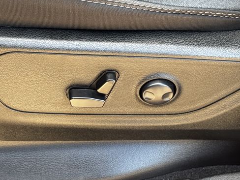 Used 2025 RAM 1500 Big Horn AWD/4WD image 28