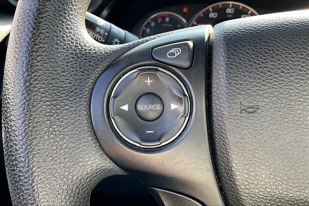 Used 2013 Honda Accord EX image 23
