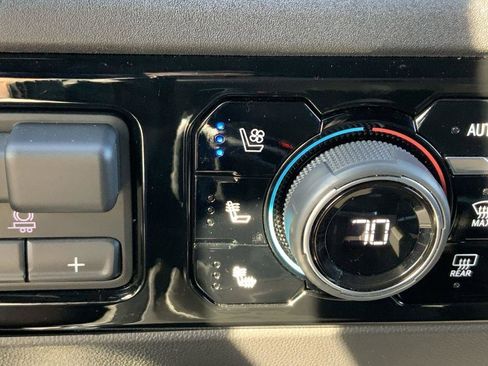 Used 2023 Chevrolet Silverado 1500 ZR2 w/ Technology Package image 49