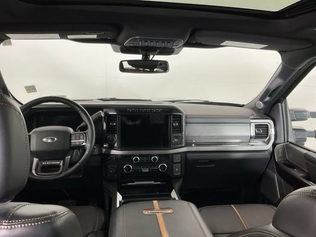 Used 2023 Ford F350 Platinum w/ FX4 Off-Road Package AWD/4WD image 30