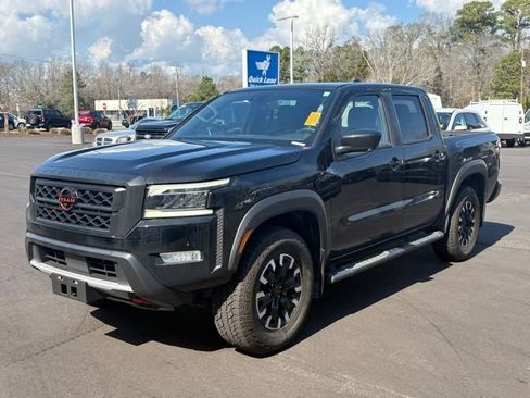 Used 2022 Nissan Frontier PRO-4X image 1