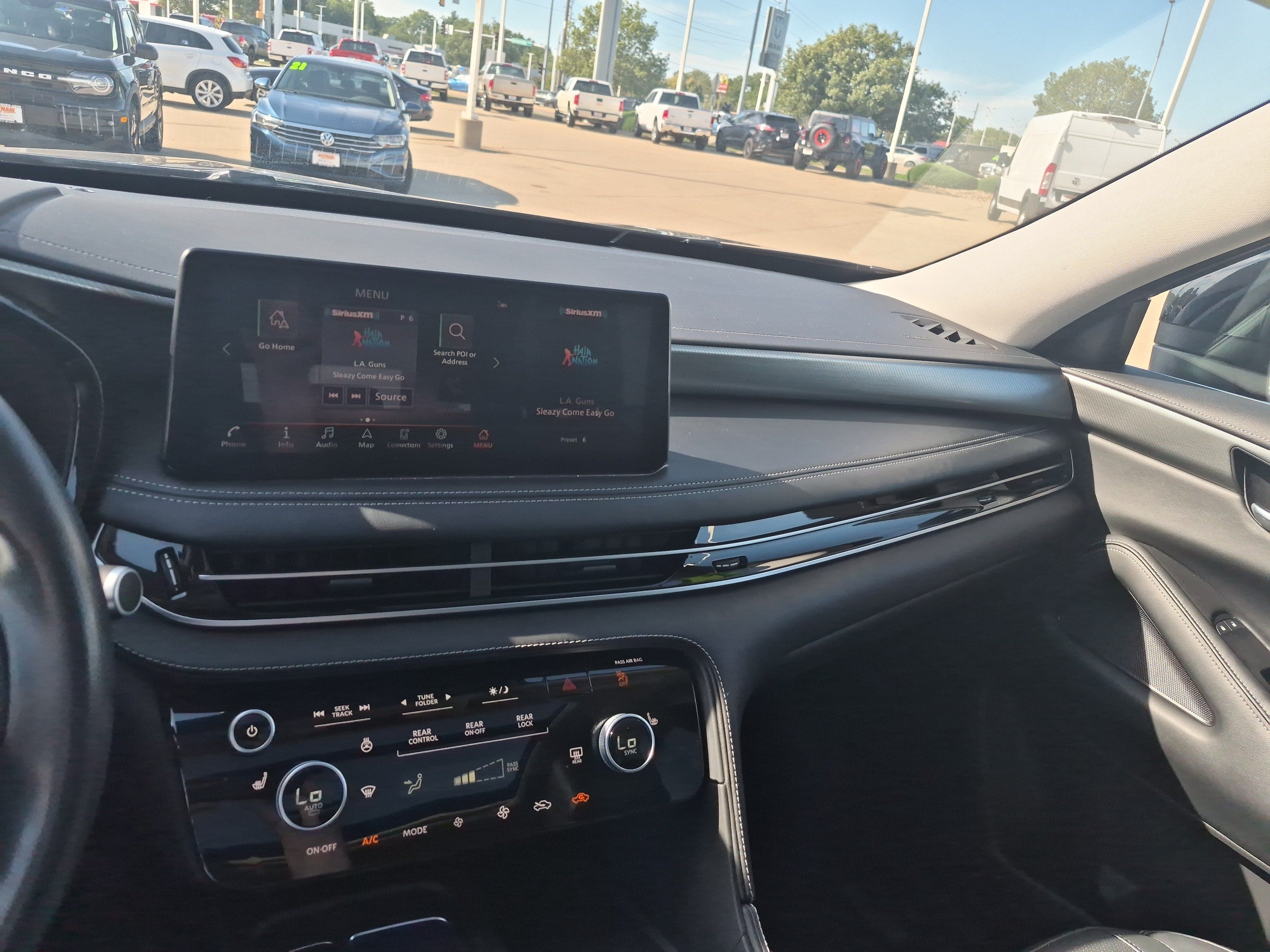 Used 2023 INFINITI QX60 Luxe AWD/4WD image 24