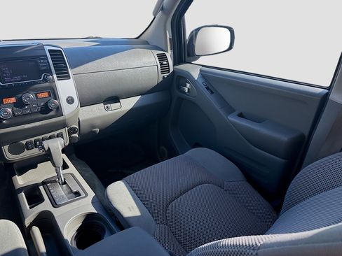 Used 2018 Nissan Frontier SV w/ Value Truck Package image 21