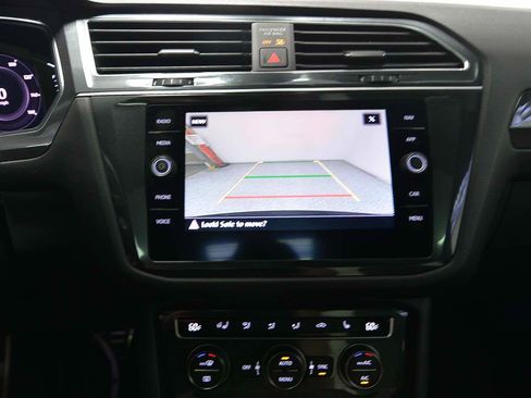 Used 2019 Volkswagen Tiguan SEL Premium R-Line AWD/4WD image 14