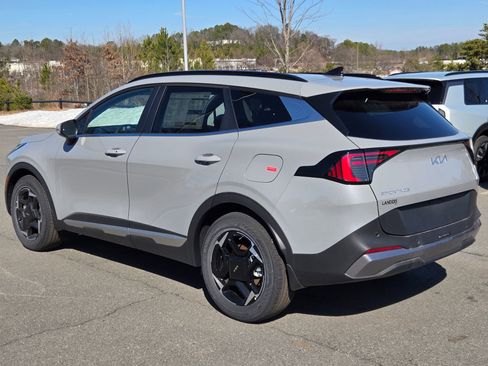 New 2026 Kia Sportage EX w/ EX Panorama Roof Package image 5