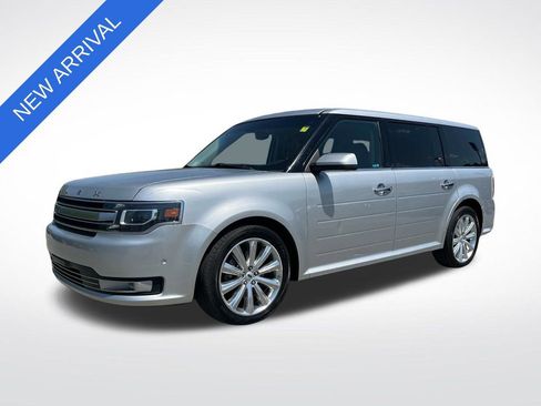 Used 2018 Ford Flex Limited w/ Equipment Group 303A AWD/4WD image 7
