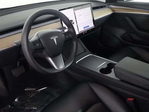 Used 2022 Tesla Model 3 Standard Range image 27