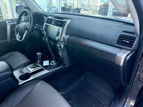Used 2021 Toyota 4Runner SR5 Premium w/ Moonroof Package AWD/4WD image 19