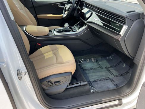 Certified 2025 Audi Q7 3.0T Premium w/ Convenience Package image 13