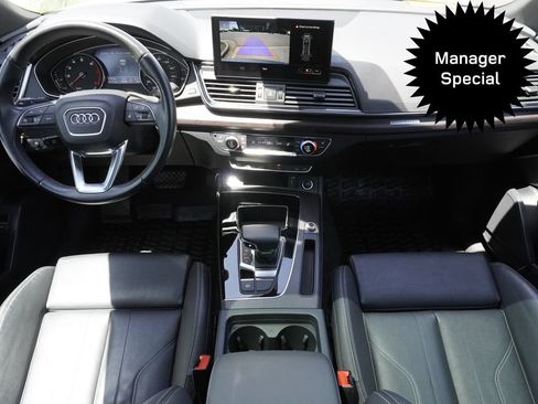 Used 2023 Audi Q5 2.0T Premium w/ Convenience Package AWD/4WD image 9