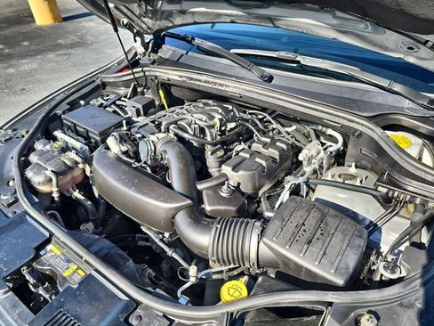 Used 2024 Dodge Durango GT image 17