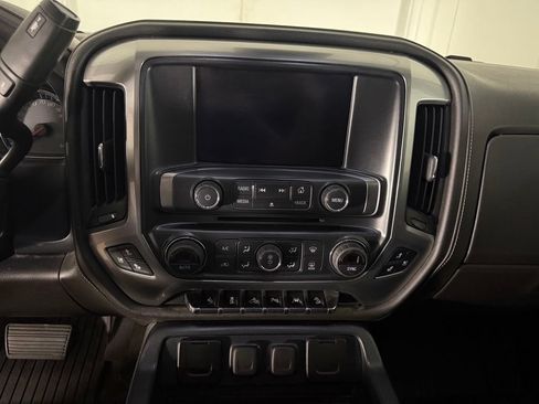 Used 2017 Chevrolet Silverado 1500 LTZ Z71 w/ LTZ Plus Package AWD/4WD image 16