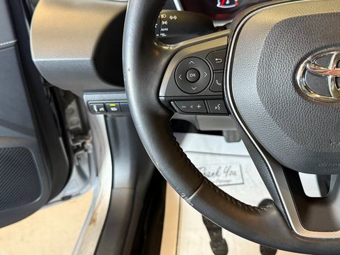 Used 2019 Toyota Corolla SE image 10