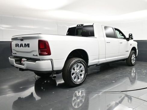New 2026 RAM 2500 Laramie AWD/4WD image 11