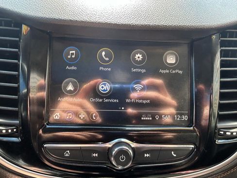 Used 2018 Chevrolet Trax LT w/ Sun & Sound Package AWD/4WD image 23