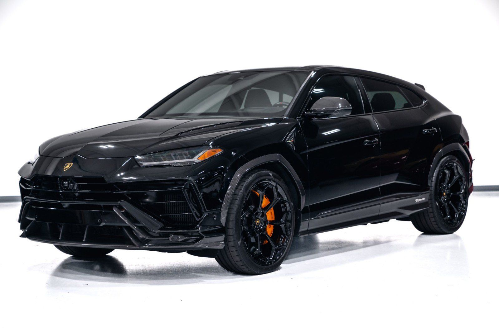 Used 2024 Lamborghini Urus Performante AWD/4WD image 4