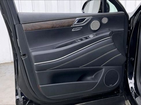 Used 2024 Genesis GV80 3.5T w/ Prestige Package image 21