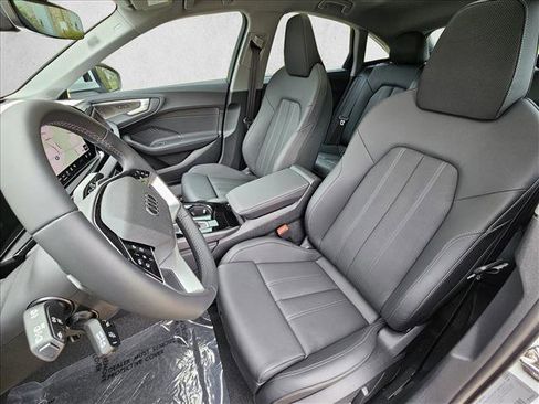 New 2025 Audi A5 2.0T Prestige image 9