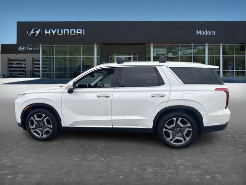 Certified 2025 Hyundai Palisade SEL image 8