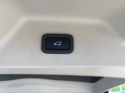 Used 2015 Land Rover Range Rover Autobiography AWD/4WD image 41