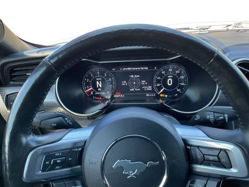 Used 2020 Ford Mustang GT Premium w/ GT Performance Package RWD image 12