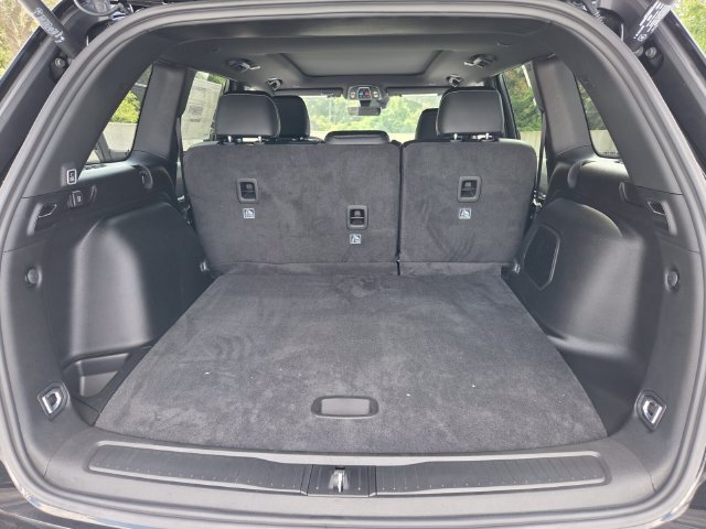 New 2027 Jeep Grand Cherokee Limited w/ Limited Altitude Package RWD image 29