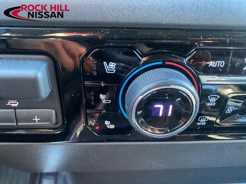 Used 2022 Chevrolet Silverado 1500 LTZ image 29