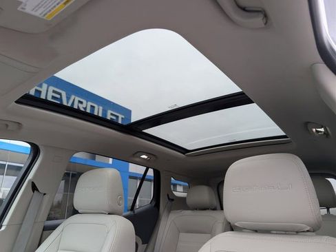 Used 2022 GMC Terrain Denali w/ Denali Premium Package image 29