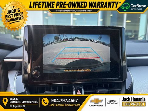 Used 2024 Toyota Corolla SE FWD image 12