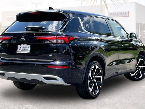 Used 2022 Mitsubishi Outlander SE FWD image 31