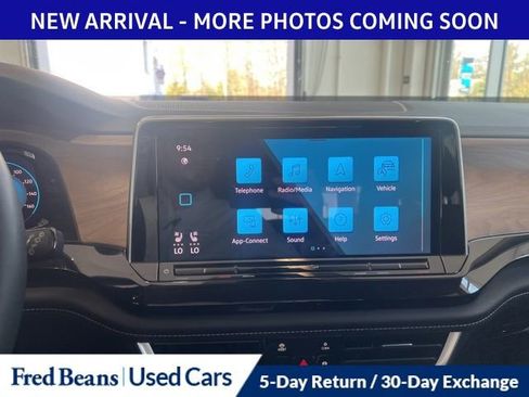 Used 2025 Volkswagen Atlas SE image 10