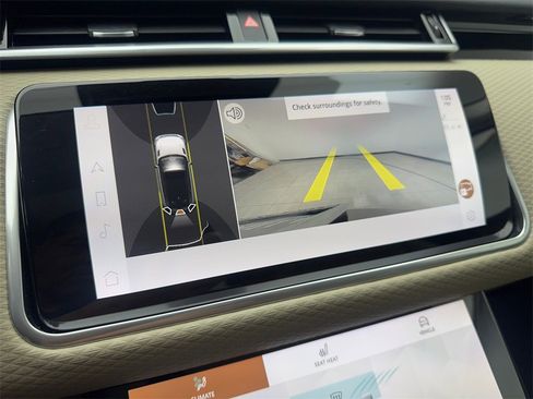 Used 2022 Land Rover Range Rover Velar R-Dynamic S image 66