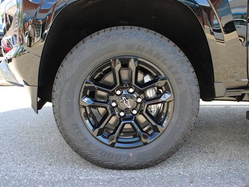New 2026 Chevrolet Colorado Z71 w/ Midnight Edition AWD/4WD image 30