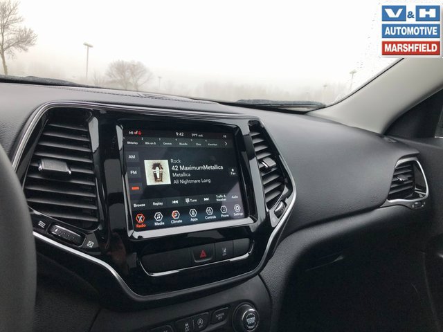 Used 2022 Jeep Cherokee Limited AWD/4WD image 12