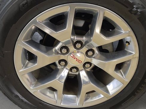 Used 2018 GMC Yukon SLE w/ SLE Value Package RWD image 31