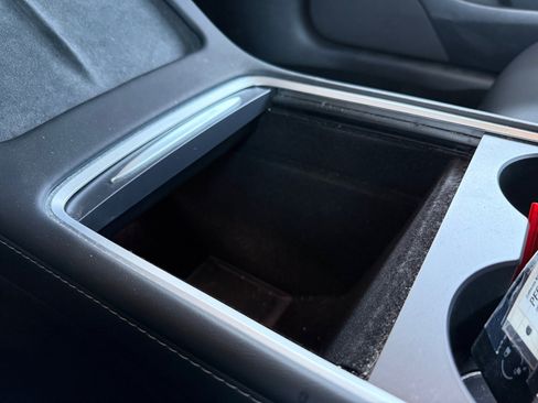 Used 2023 Tesla Model 3 Standard Range RWD image 18
