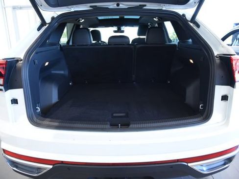 Used 2022 Volkswagen Atlas Cross Sport SEL AWD/4WD image 25