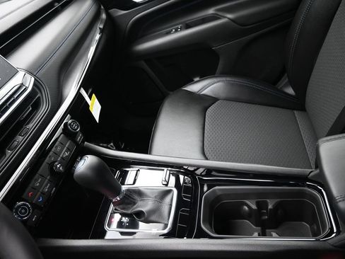 New 2026 Jeep Compass Latitude AWD/4WD image 19
