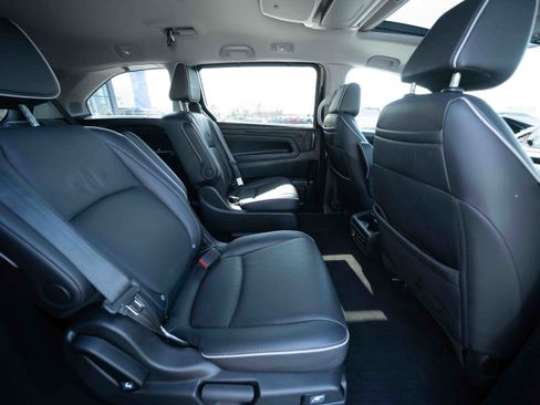 Used 2024 Honda Odyssey Elite image 26